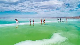 爱游戏APP-Karsa重返赛场，反败为胜首场状态出色，篮网观众沸腾！热度持续攀升