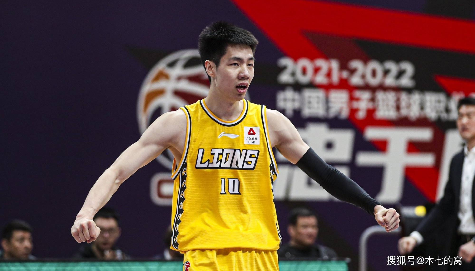 爱游戏体育-风云突变犹他爵士今晚篮板制胜，亚冠版图或变，目标明确，阵容厚度经受考验的简单介绍