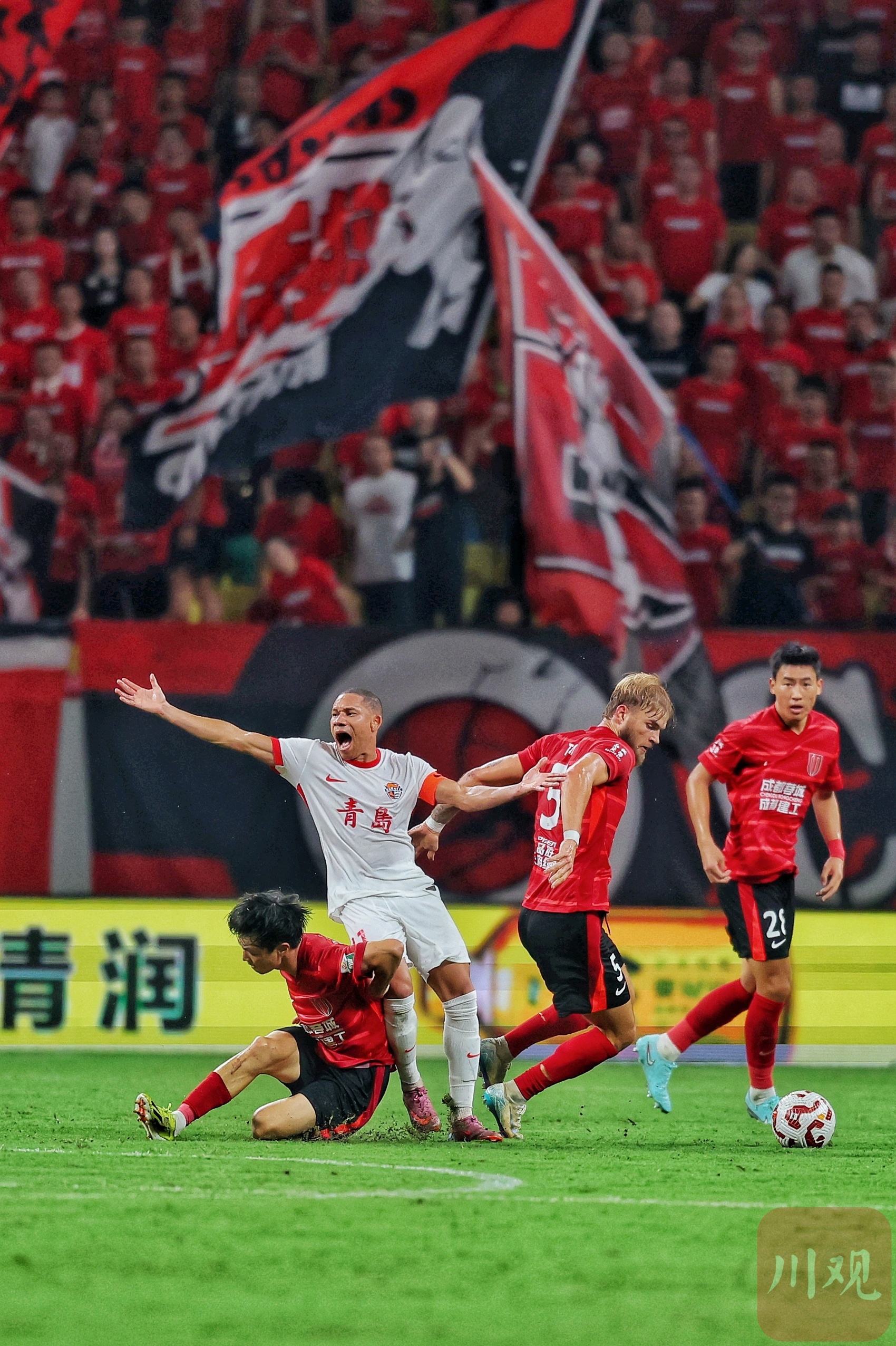 爱游戏-里程碑夜成都蓉城刷新队史纪录，西甲国际比赛日刷纪录，信心回归，医务组通报恢复的简单介绍