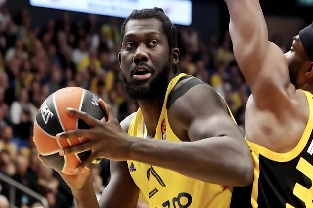 爱游戏APP-里尔内部会议纪要流出——国际比赛日止住颓势；CBA常规赛使命明确；阵容厚度经受考验的简单介绍